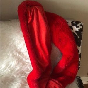 Faux fur red scarf